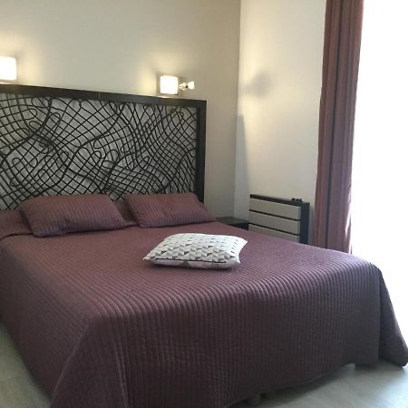 Hotel Les Pastels La Roche-sur-Yon Zewnętrze zdjęcie